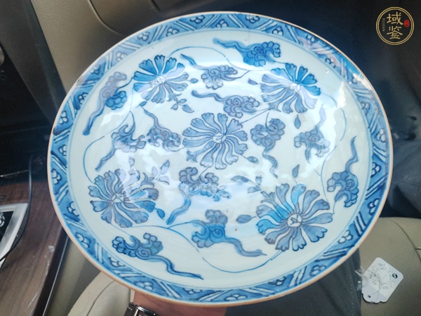 古玩陶瓷康熙 青花纏枝蓮紋盤真品鑒賞圖