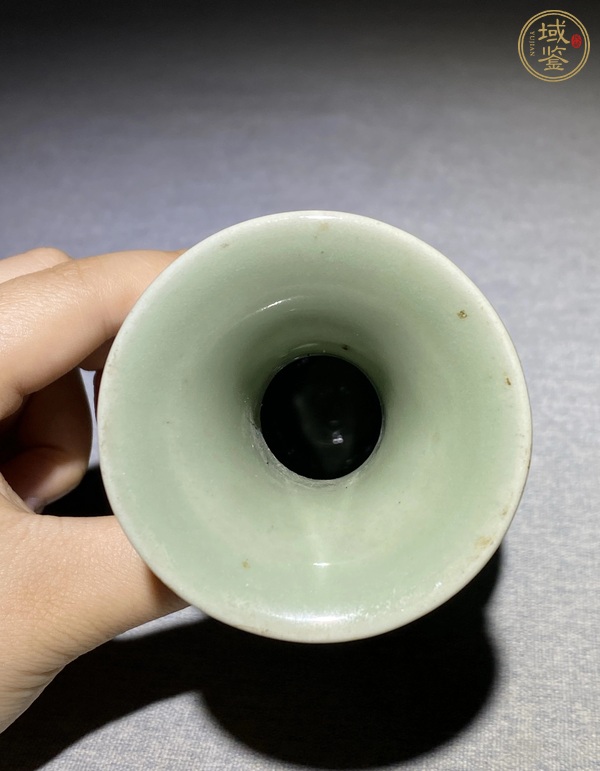 古玩陶瓷青釉雙耳瓶真品鑒賞圖