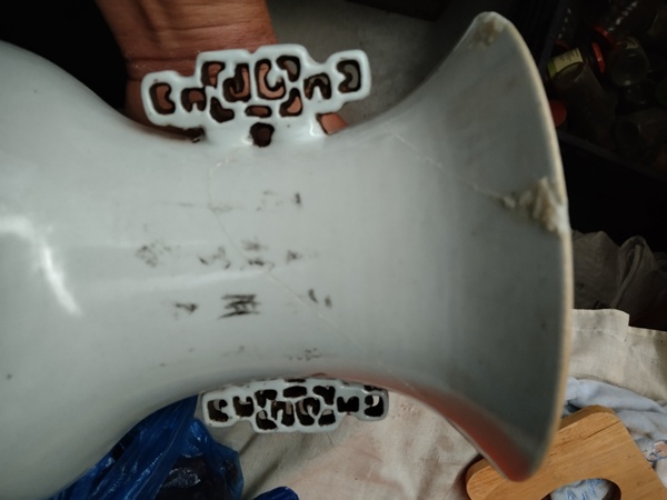 古玩陶瓷粉彩人物詩文雙耳瓶咸豐年間的粉彩瓶拍賣，當前價格29999元
