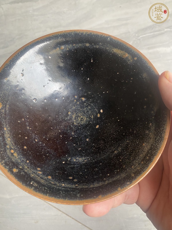 古玩黑釉碗真品鑒賞圖
