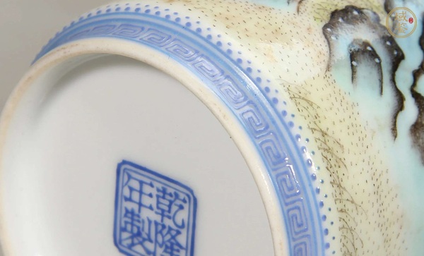 古玩陶瓷花卉紋粉彩梅瓶真品鑒賞圖