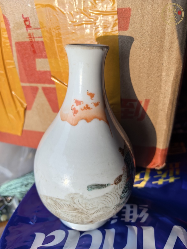 古玩陶瓷劉海戲金蟾粉彩瓶真品鑒賞圖