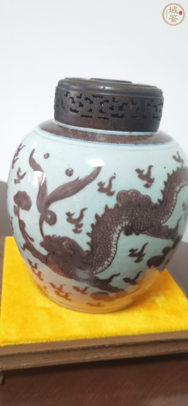 古玩陶瓷青花釉里紅火焰云龍紋罐真品鑒賞圖