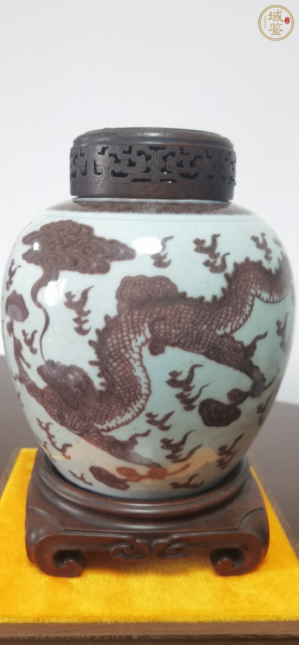 古玩陶瓷青花釉里紅火焰云龍紋罐真品鑒賞圖