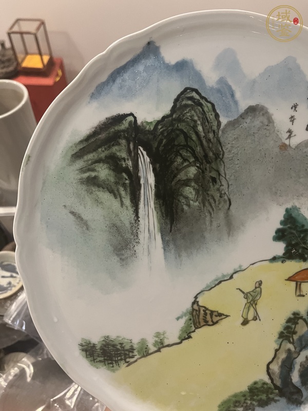古玩陶瓷山水紋盤真品鑒賞圖