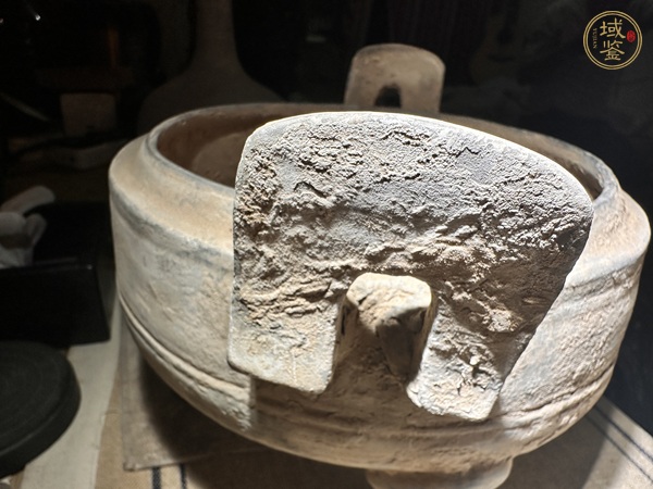古玩陶瓷陶鼎真品鑒賞圖