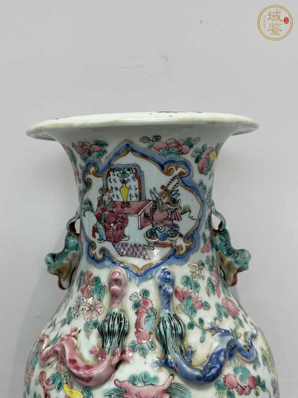 古玩陶瓷粉彩人物故事紋雙耳瓶真品鑒賞圖
