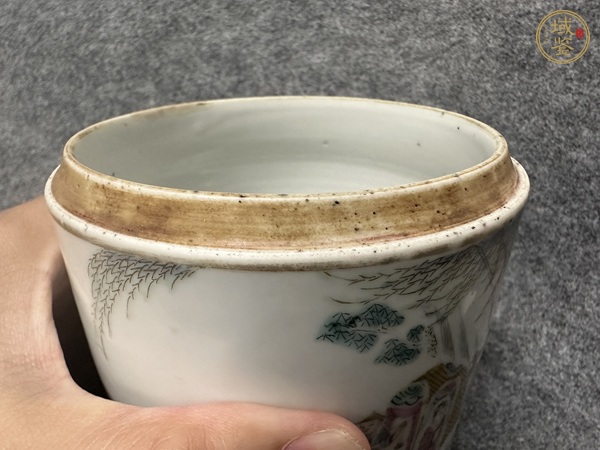 古玩陶瓷人物紋粉彩蓋缸真品鑒賞圖