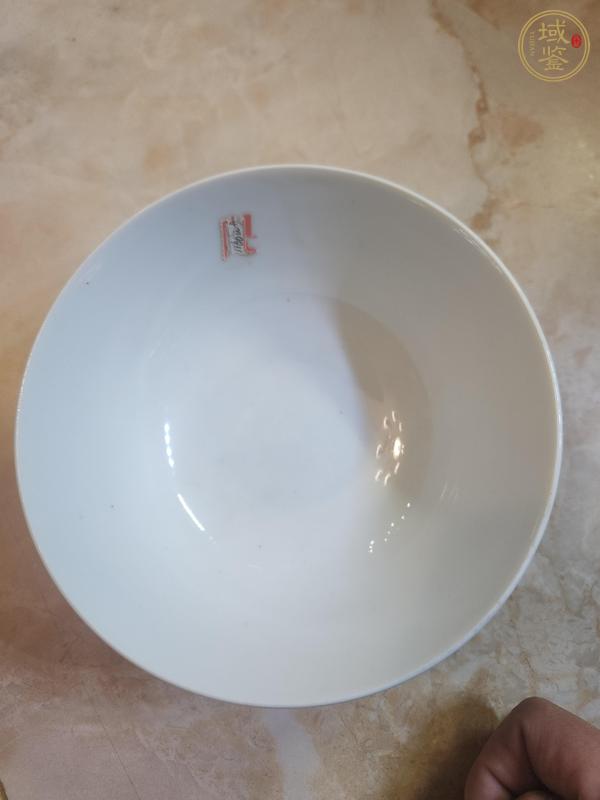 古玩陶瓷松石綠粉彩萬壽無疆碗真品鑒賞圖