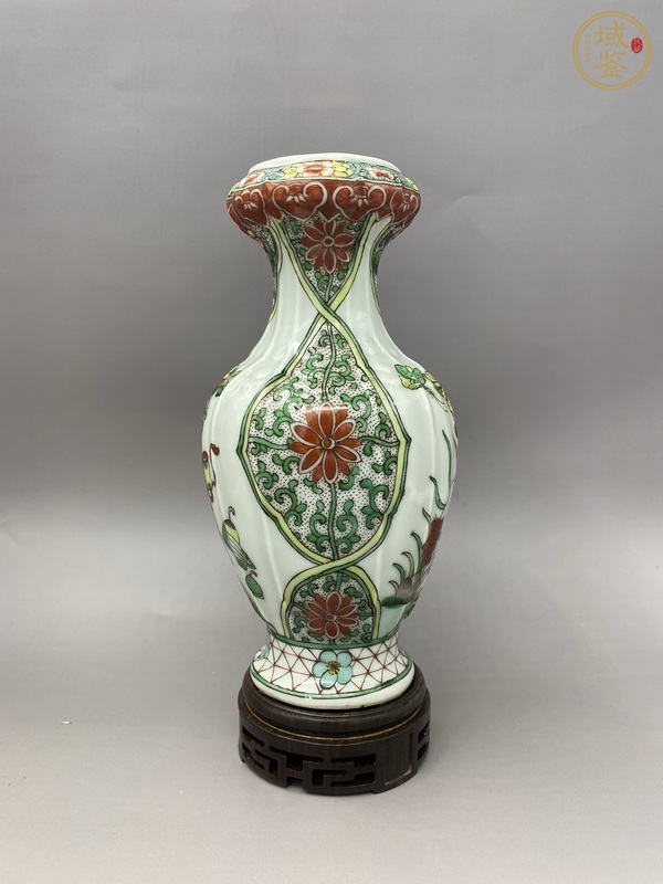 古玩陶瓷五彩花卉紋洗口瓶真品鑒賞圖