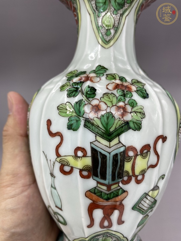 古玩陶瓷五彩花卉紋洗口瓶真品鑒賞圖