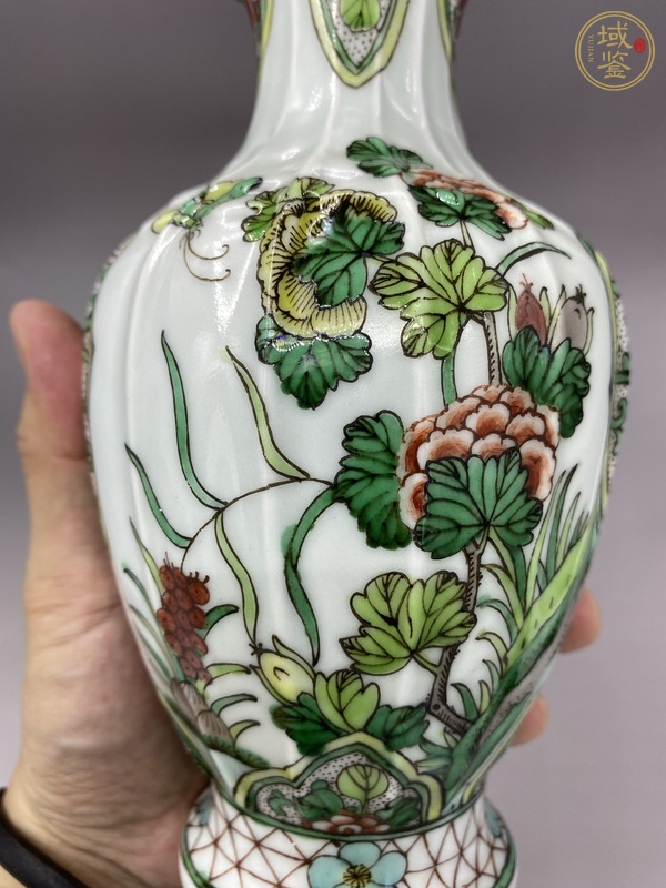 古玩陶瓷五彩花卉紋洗口瓶真品鑒賞圖