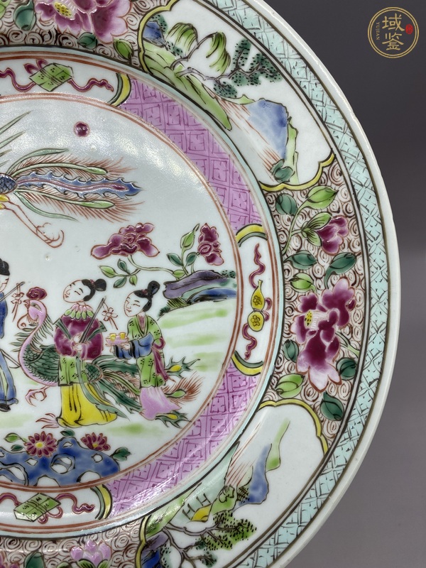 古玩陶瓷粉彩引鳳紋盤真品鑒賞圖