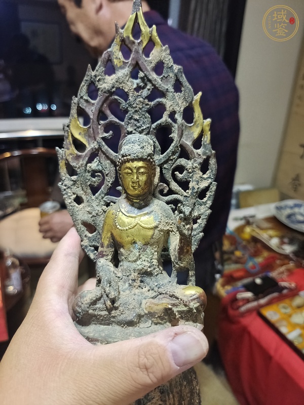 古玩銅器銅鎏金佛像真品鑒賞圖