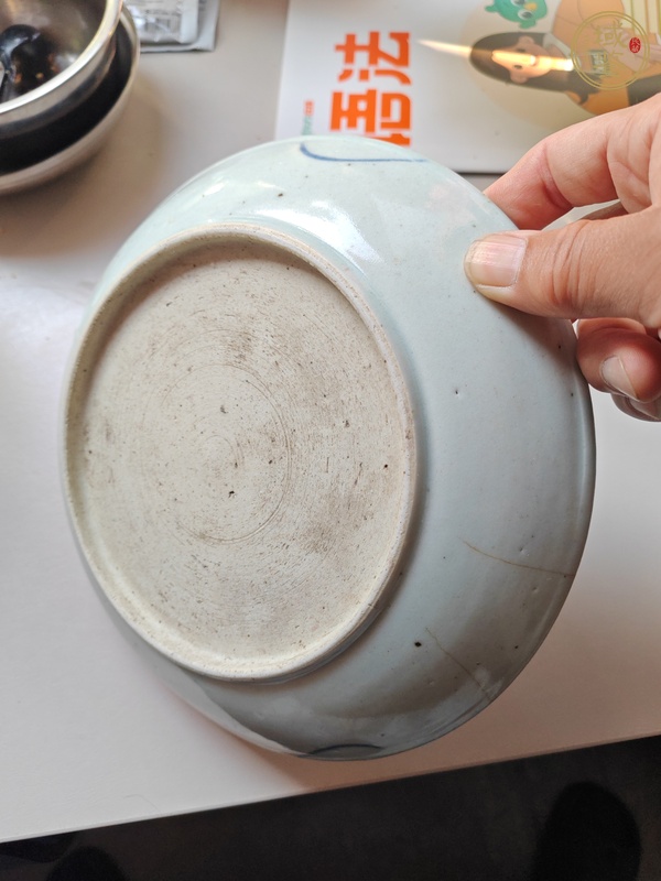 古玩陶瓷青花釉里紅魚藻紋盤真品鑒賞圖