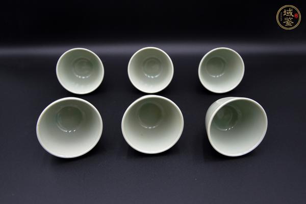 古玩陶瓷豆青釉杯真品鑒賞圖