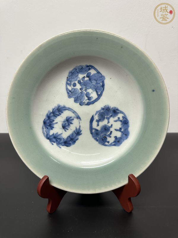 古玩豆青釉青花盤(pán)真品鑒賞圖