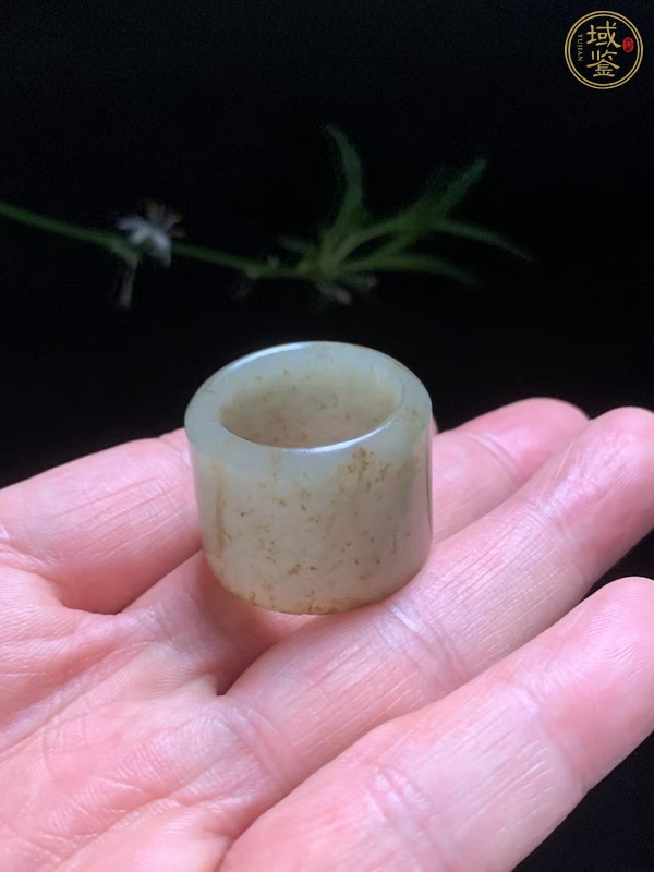 古玩玉器和田玉雕“素紋扳指”真品鑒賞圖