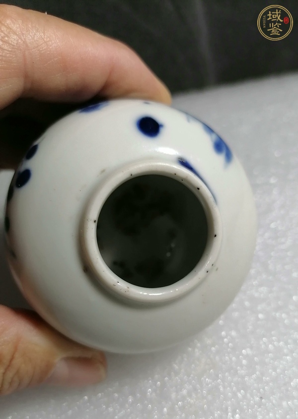 古玩陶瓷青花人物紋水盂真品鑒賞圖
