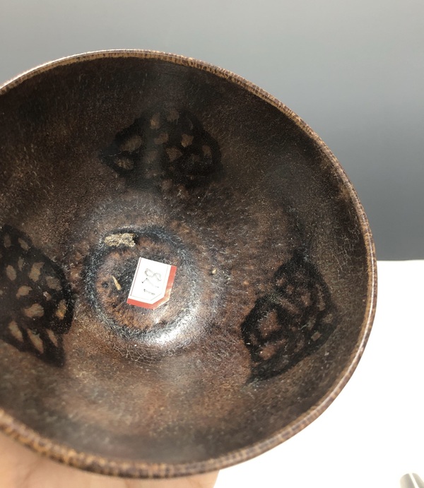 古玩陶瓷南宋吉州窯貼花茶盞拍賣，當前價格318元