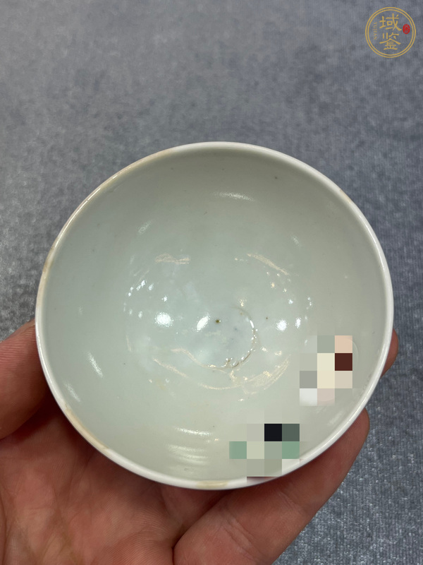 古玩陶瓷霽紅釉茶碗真品鑒賞圖