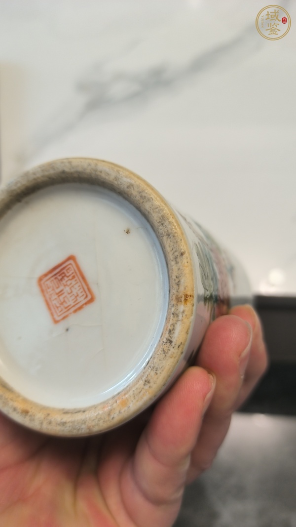 古玩陶瓷淺絳花鳥紋筆筒真品鑒賞圖