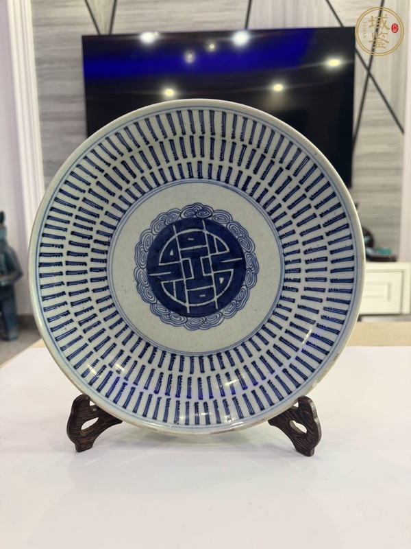 古玩陶瓷青花壽字紋盤真品鑒賞圖