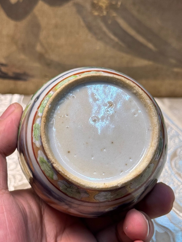 古玩陶瓷清中期青花廣彩長頸瓶拍賣，當前價格1000元