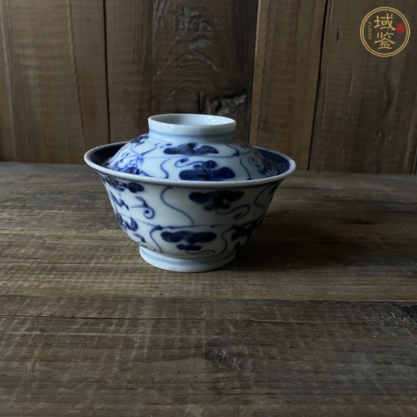 古玩陶瓷青花靈芝紋蓋碗真品鑒賞圖