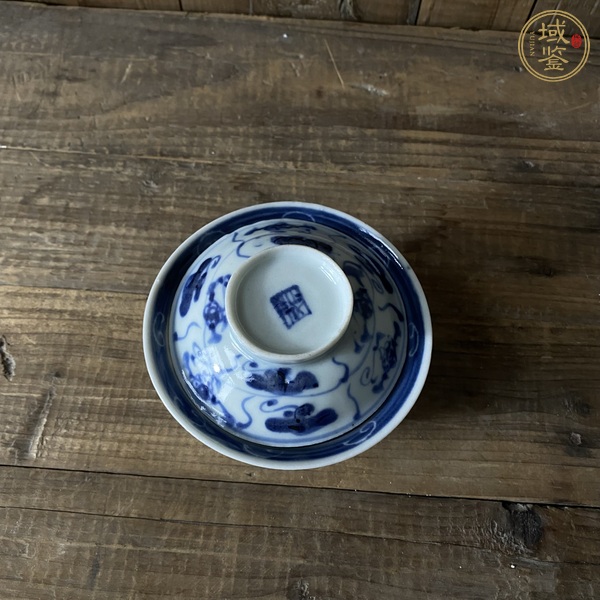 古玩陶瓷青花靈芝紋蓋碗真品鑒賞圖