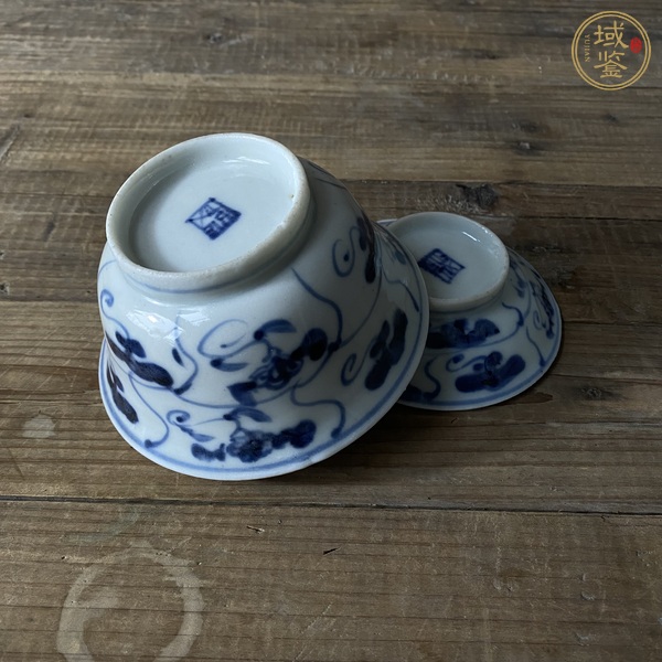 古玩陶瓷青花靈芝紋蓋碗真品鑒賞圖