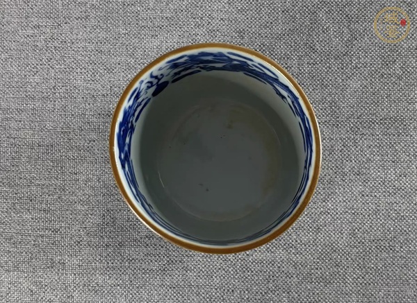 古玩陶瓷青花山水人物筆筒真品鑒賞圖