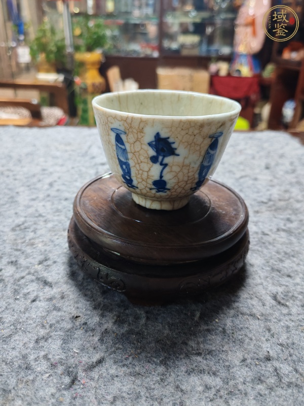 古玩哥釉青花杯真品鑒賞圖