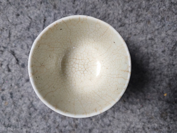 古玩陶瓷哥釉青花杯拍賣，當(dāng)前價(jià)格858元