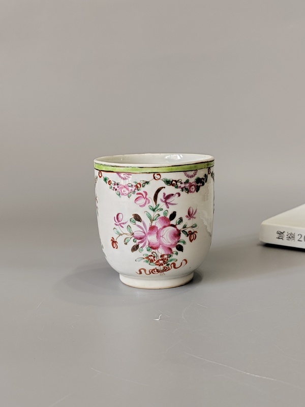 古玩陶瓷乾隆胭脂紅釉粉彩杯·全品拍賣，當前價格101元
