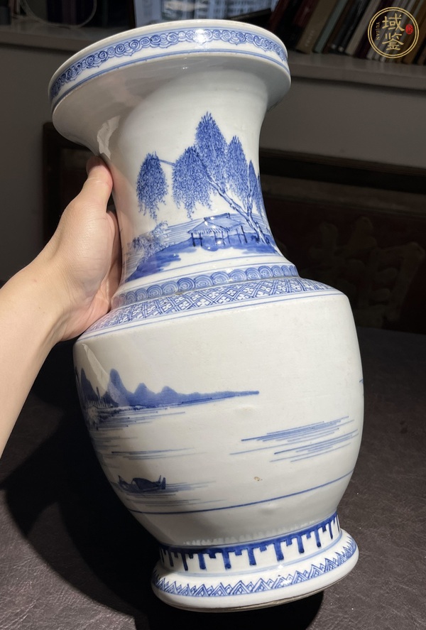 古玩陶瓷雍正青花盤口瓶真品鑒賞圖