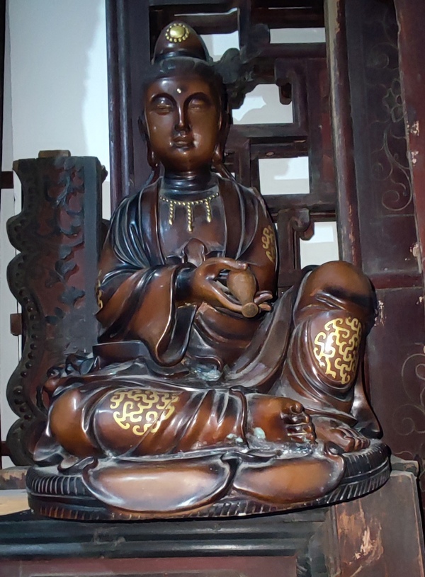 古玩轉(zhuǎn)賣銅大自在觀音坐像拍賣，當(dāng)前價(jià)格899元