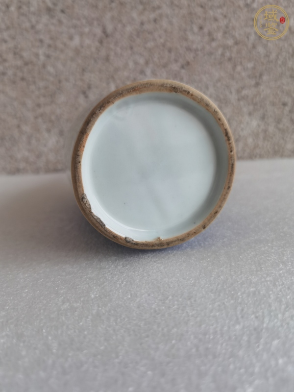古玩陶瓷山水紋青花瓶真品鑒賞圖