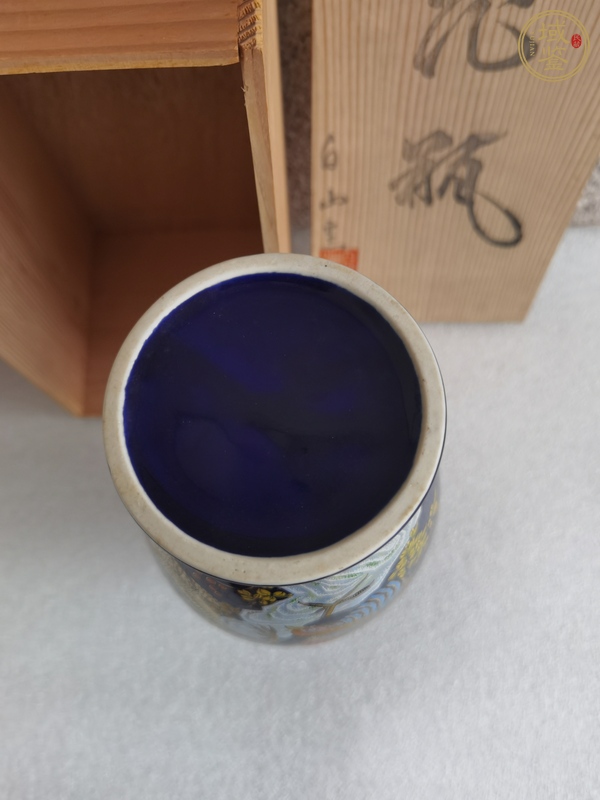 古玩陶瓷花鳥紋瓶真品鑒賞圖