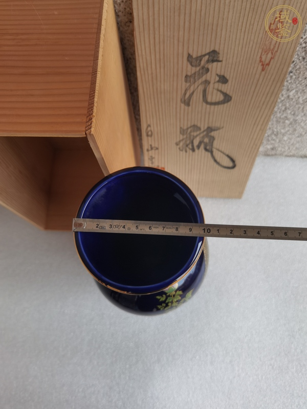 古玩陶瓷花鳥紋瓶真品鑒賞圖
