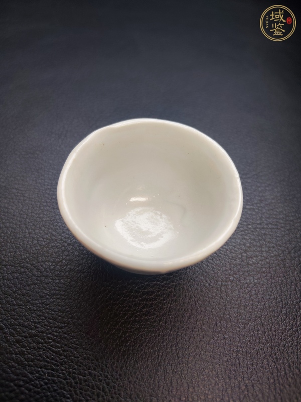 古玩陶瓷清代 德化窯小杯真品鑒賞圖