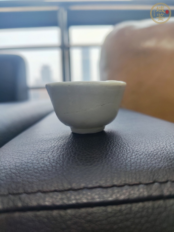 古玩陶瓷清代 德化窯小杯真品鑒賞圖