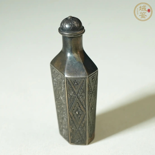古玩銅器鼻煙壺真品鑒賞圖