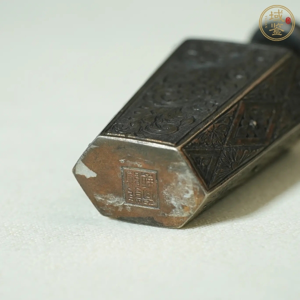 古玩銅器鼻煙壺真品鑒賞圖