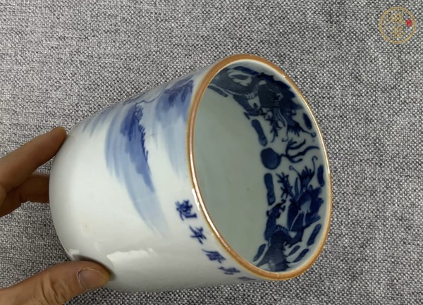 古玩陶瓷青花山水紋缸杯真品鑒賞圖