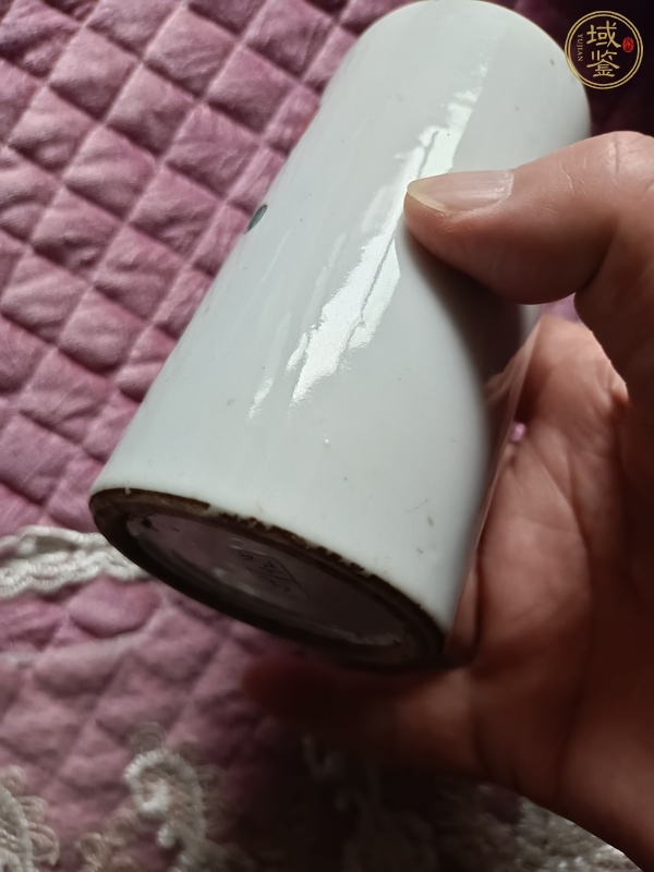 古玩陶瓷粉彩博古圖筆筒真品鑒賞圖