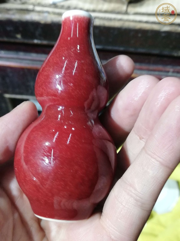 古玩陶瓷紅釉葫蘆瓶真品鑒賞圖