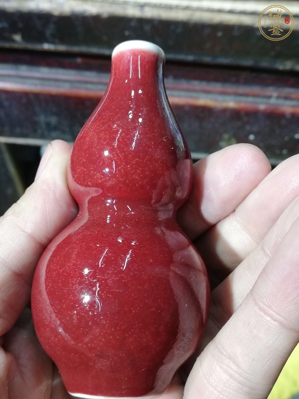 古玩陶瓷紅釉葫蘆瓶真品鑒賞圖