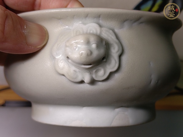 古玩陶瓷德化窯雙鋪首香爐真品鑒賞圖