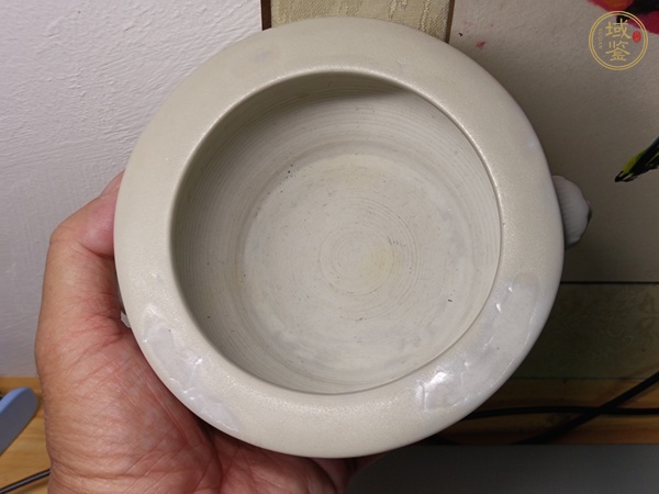 古玩陶瓷德化窯雙鋪首香爐真品鑒賞圖
